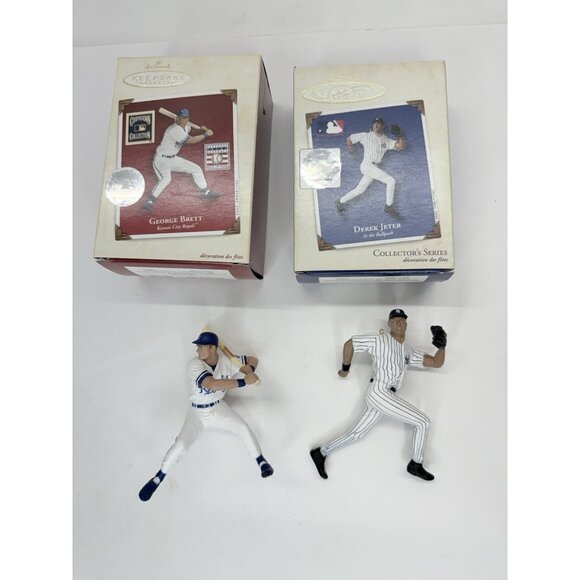 2 Hallmark Keepsake Ornaments Derek Jeter And George Brett At The Ballpark - Picture 1 of 12